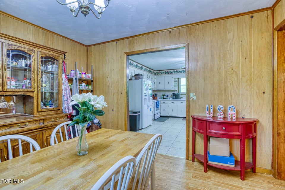 Photo #20: 318 Arrowhead Drive