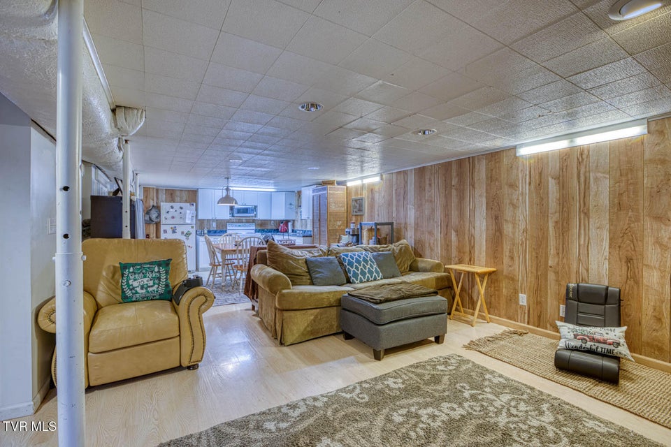 Photo #39: 318 Arrowhead Drive