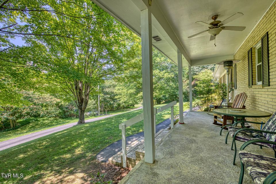Photo #76: 318 Arrowhead Drive