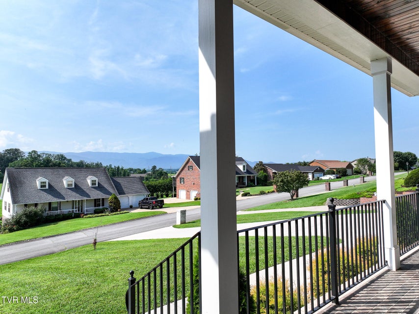 Photo #5: 150 Naples Lane