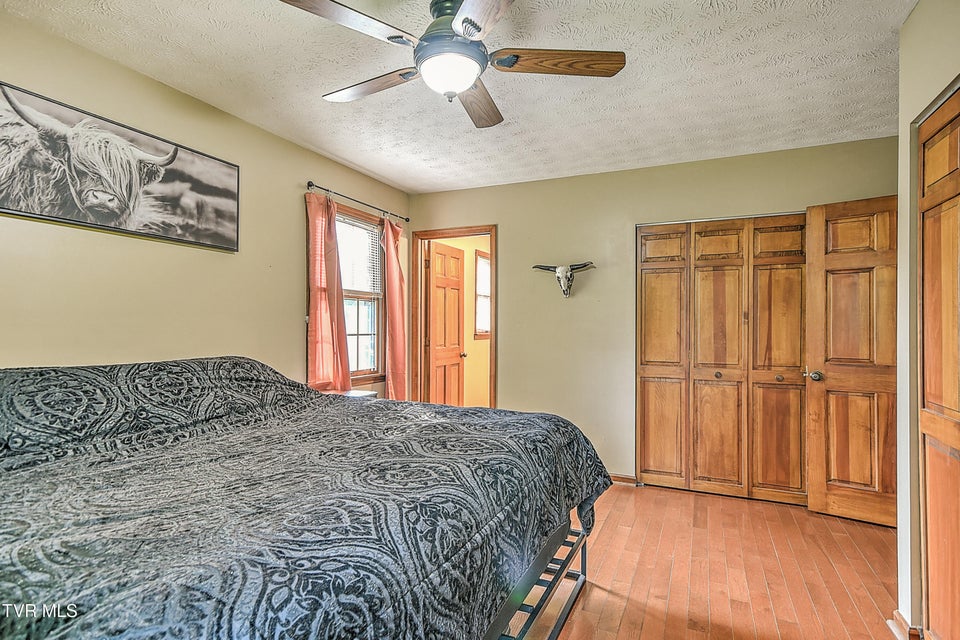 Photo #27: 409 Greenland Lane