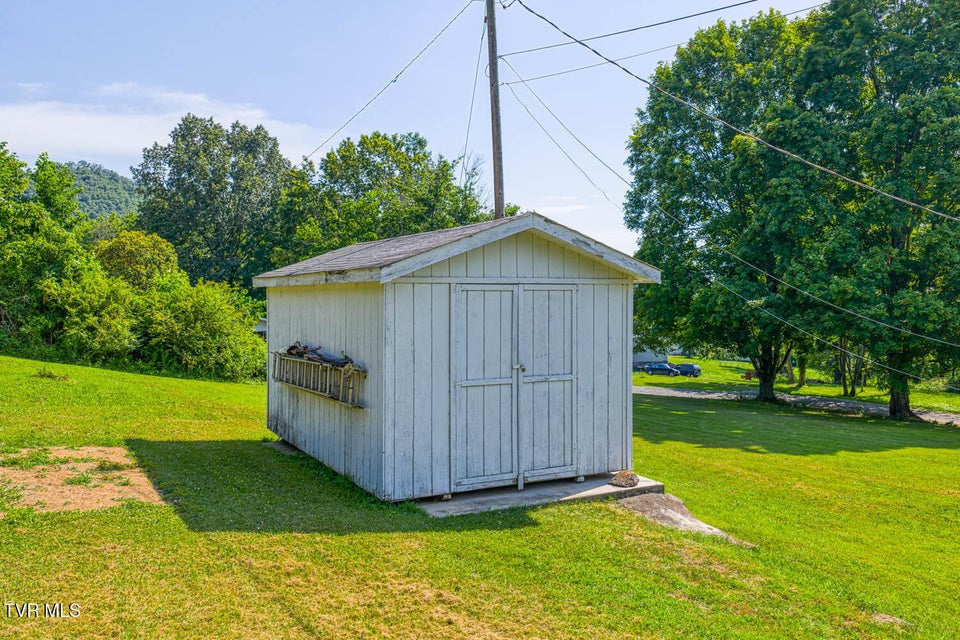 Photo #37: 426 Johnson Road