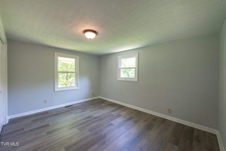 Photo #23: 2325 Amy Avenue