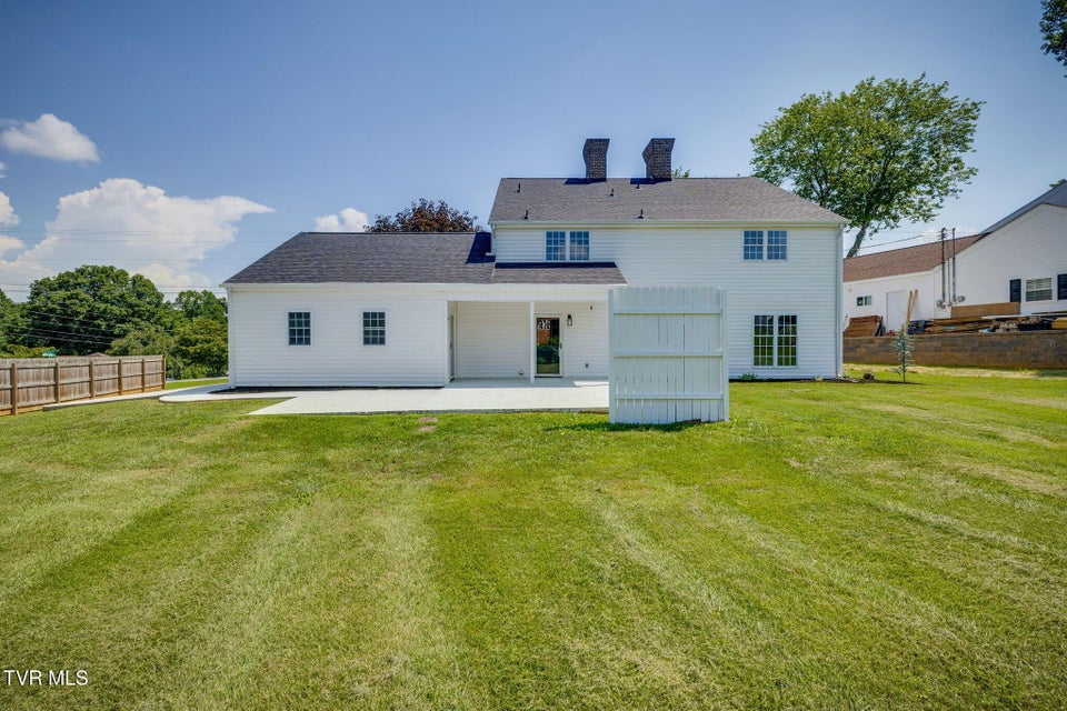 Photo #51: 441 Oakmont Drive