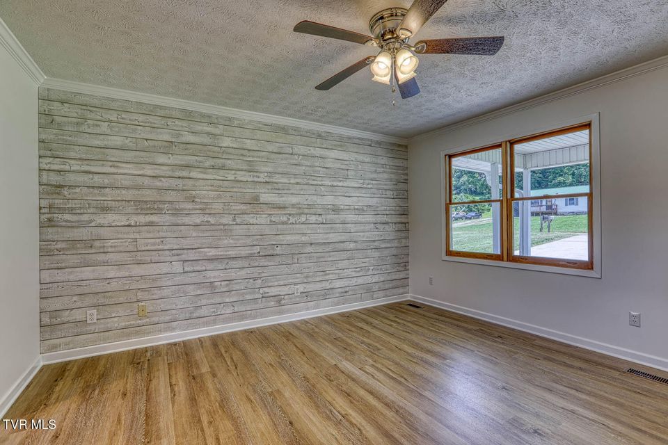 Photo #6: 144 Christiana Drive