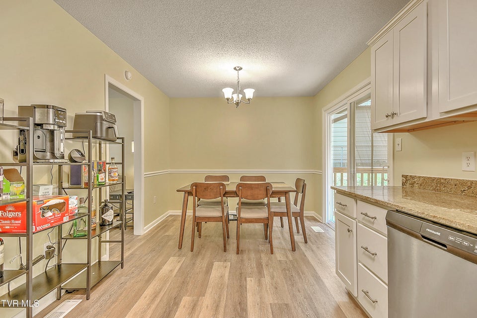 Photo #9: 22126 Pinebrook Drive Drive