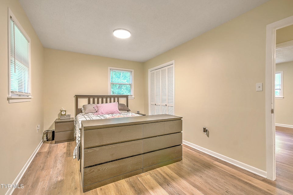 Photo #13: 22126 Pinebrook Drive Drive