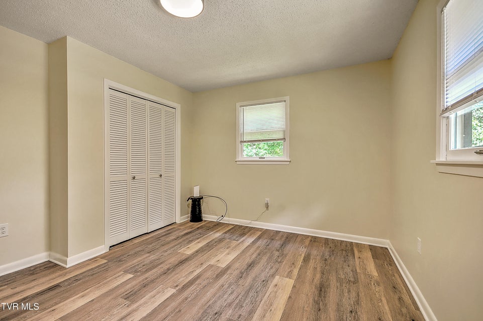 Photo #17: 22126 Pinebrook Drive Drive