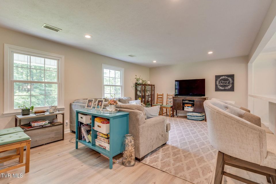 Photo #3: 1136 Shipley Ferry Road