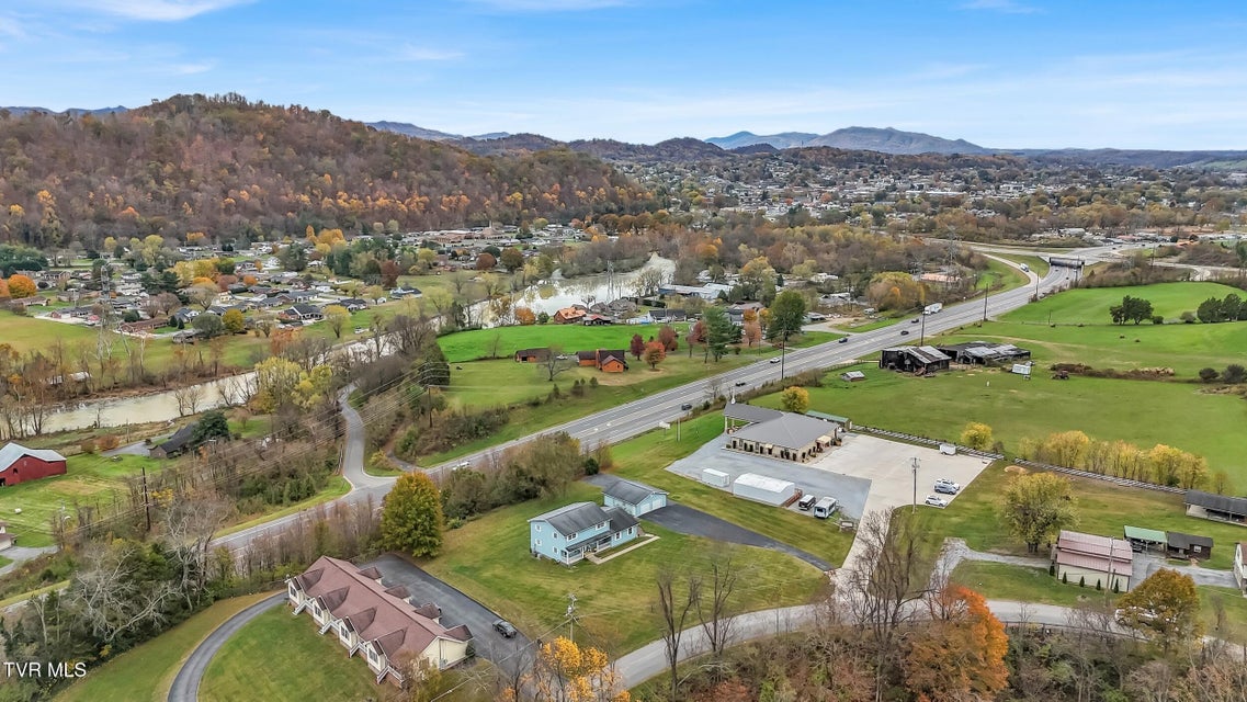 Photo #4: 135 Minton Hollow Road