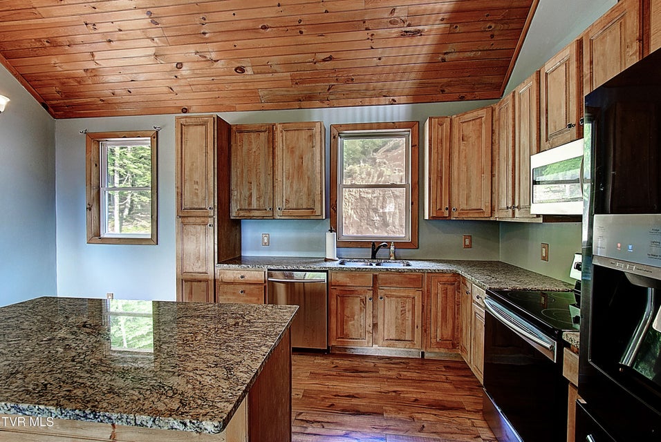 Photo #16: 231 Kaitlin Road