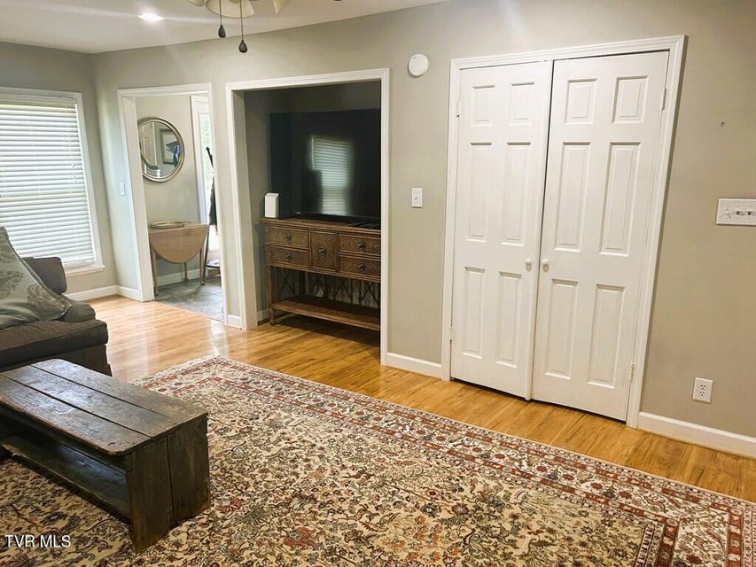 Photo #11: 18335 Westwood Drive