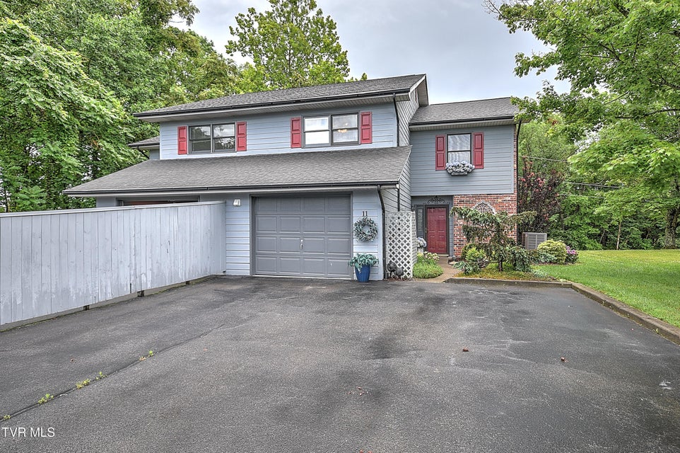 Photo #3: 11 Windridge Court