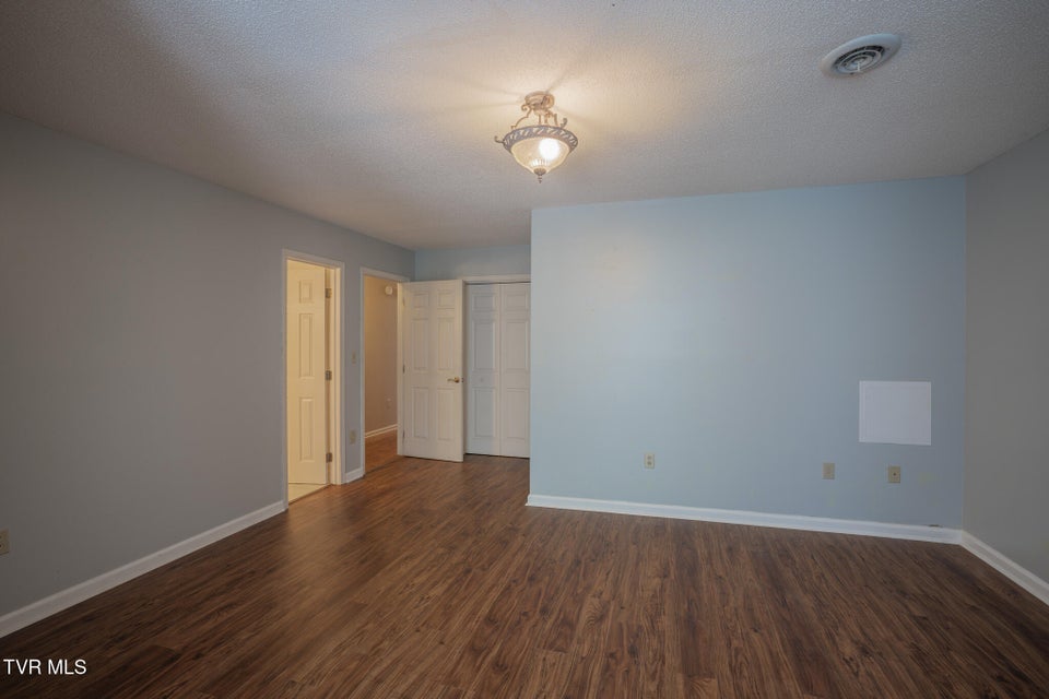 Photo #41: 431 Winterham Drive