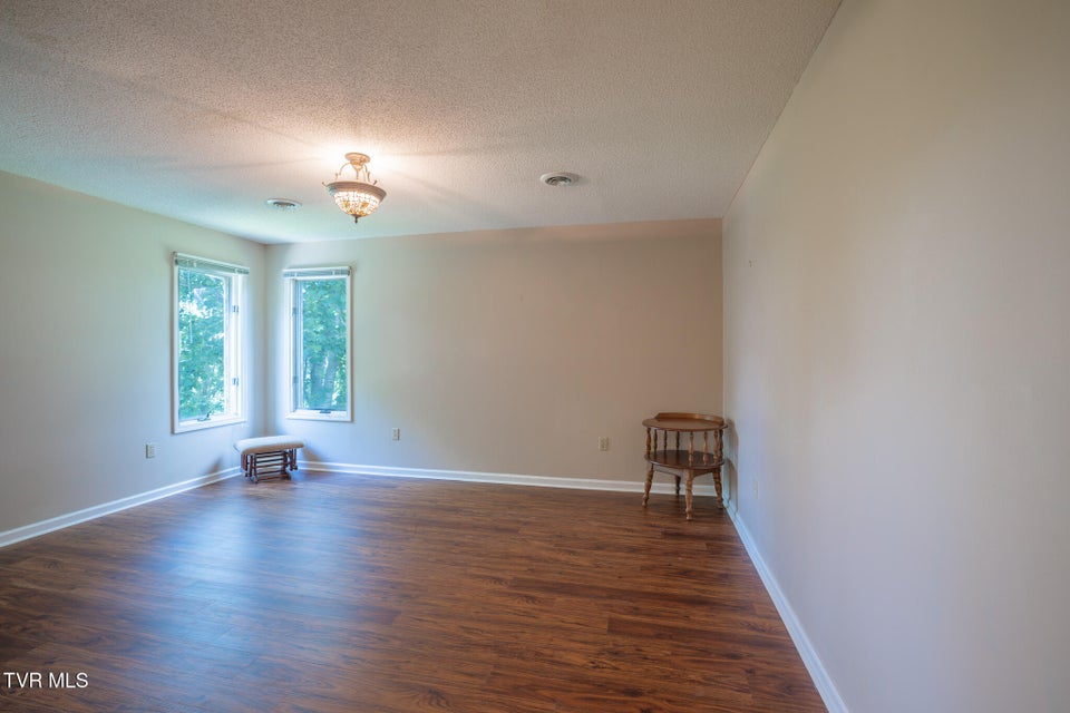 Photo #38: 431 Winterham Drive