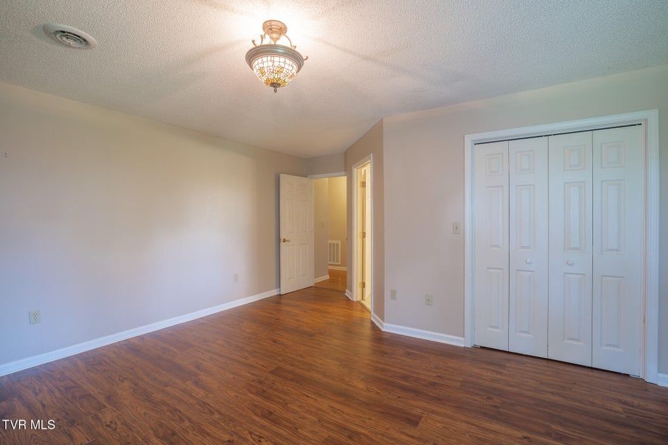 Photo #44: 431 Winterham Drive