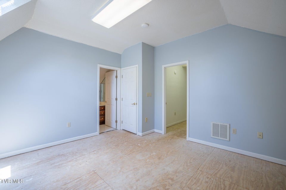 Photo #48: 431 Winterham Drive