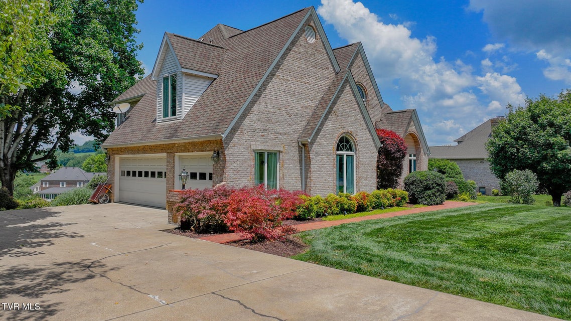 Photo #63: 431 Winterham Drive