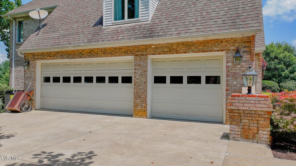 Photo #64: 431 Winterham Drive