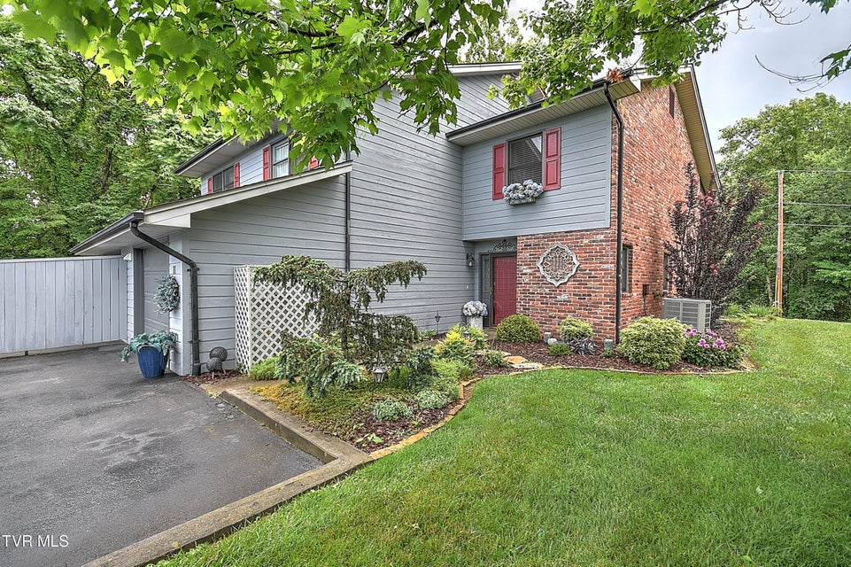 Photo #4: 11 Windridge Court