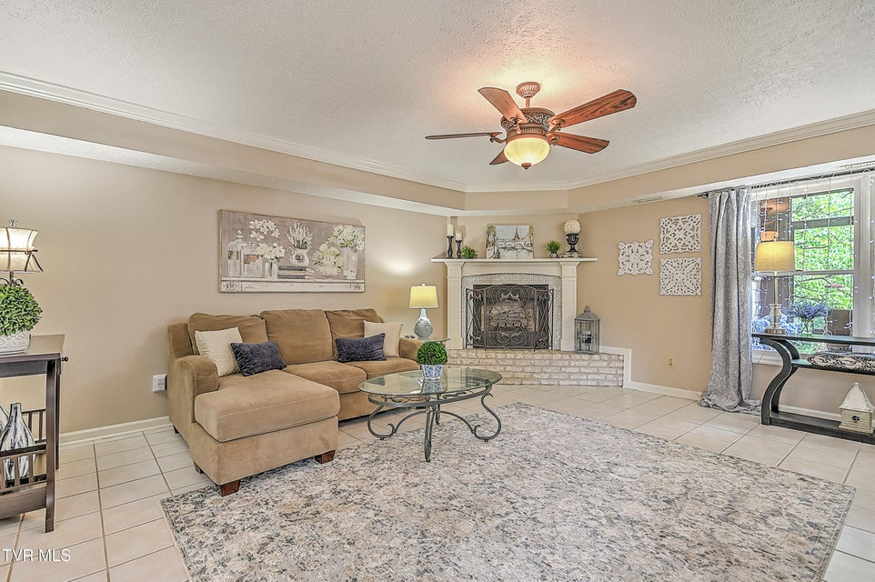 Photo #10: 11 Windridge Court
