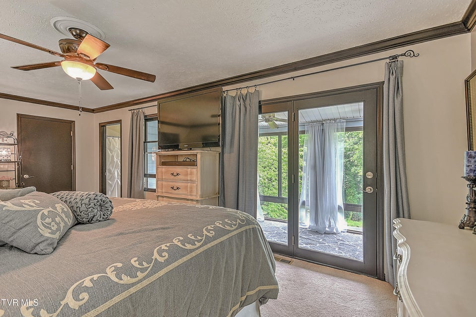 Photo #35: 11 Windridge Court