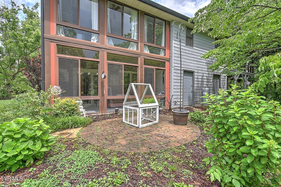Photo #50: 11 Windridge Court