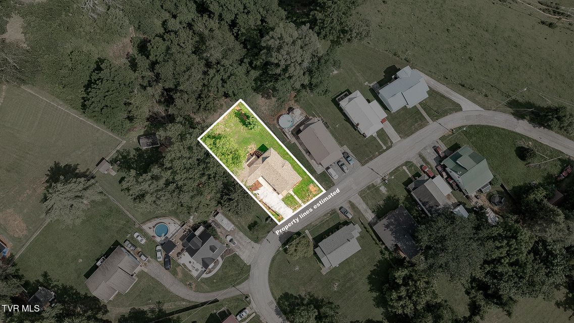 Photo #7: 129 Ridgeway Avenue