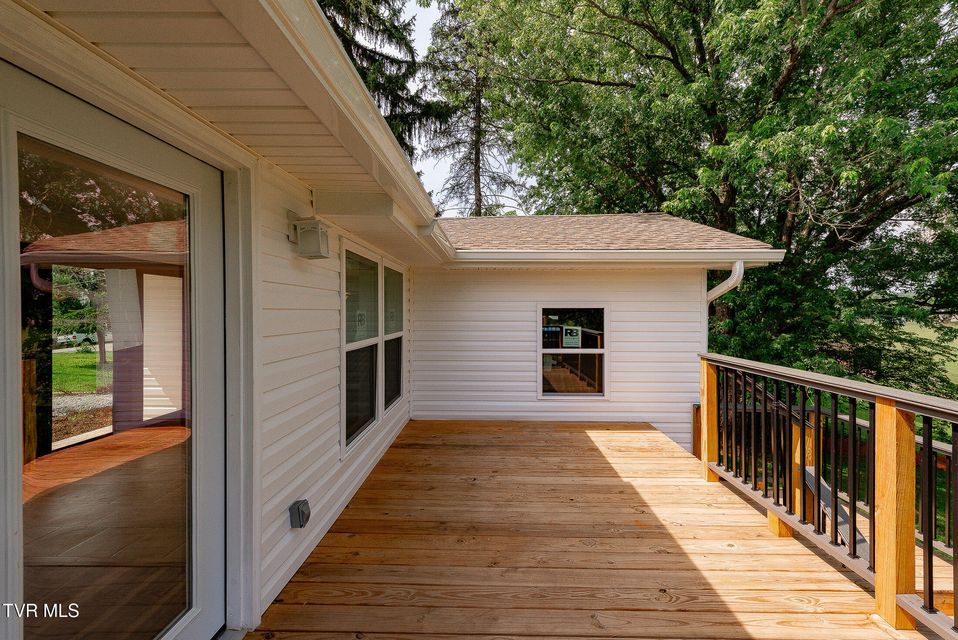 Photo #48: 129 Ridgeway Avenue