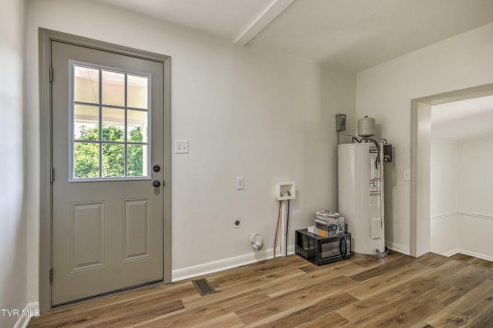 Photo #18: 110 Richmond Heights Road