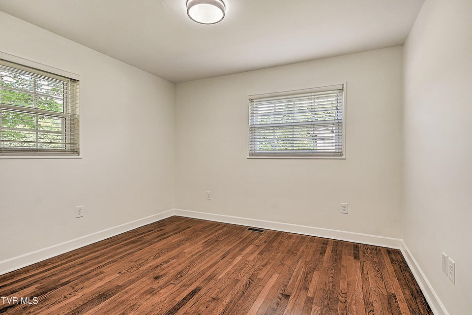 Photo #29: 110 Richmond Heights Road