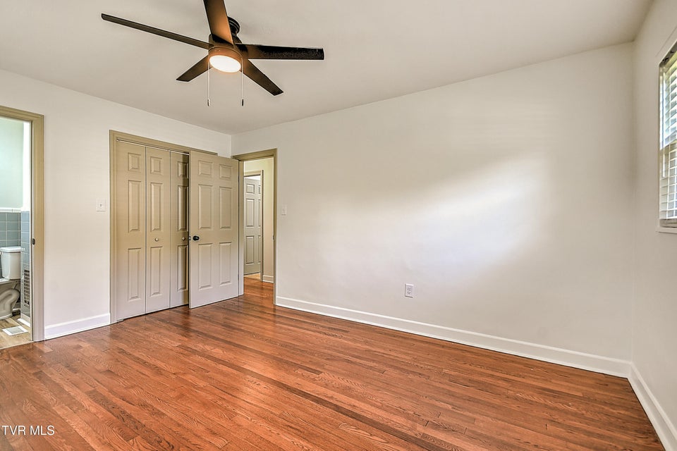 Photo #34: 110 Richmond Heights Road