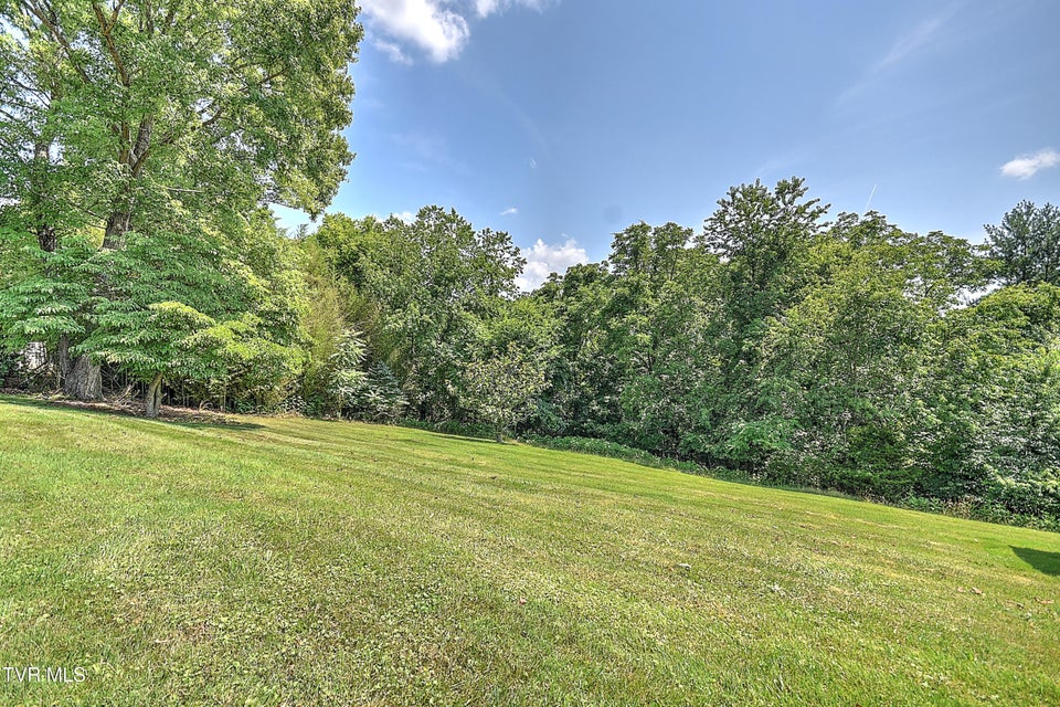 Photo #38: 110 Richmond Heights Road