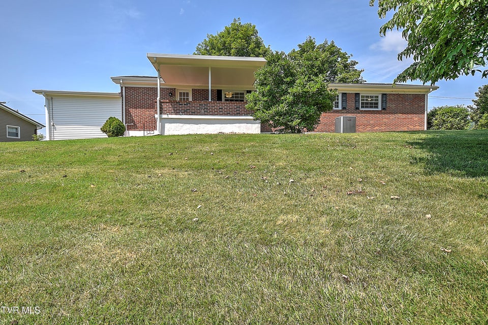 Photo #40: 110 Richmond Heights Road
