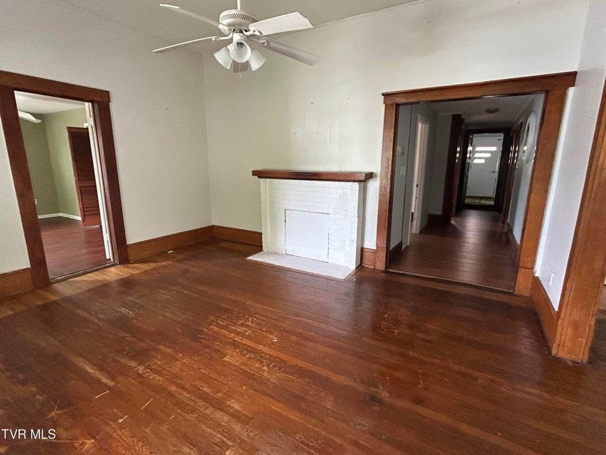 Photo #5: 310 Nottingham Avenue
