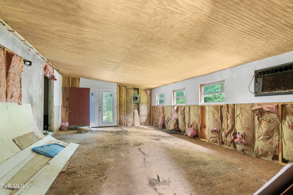Photo #16: 1103 Speedwell Road