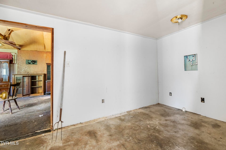 Photo #15: 1103 Speedwell Road