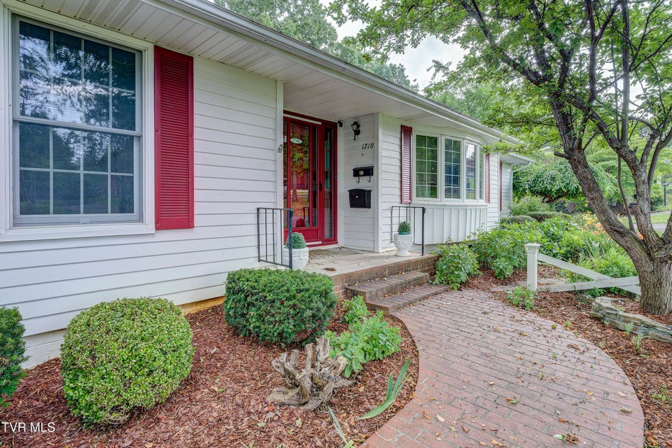 Photo #6: 1710 Sundale Road