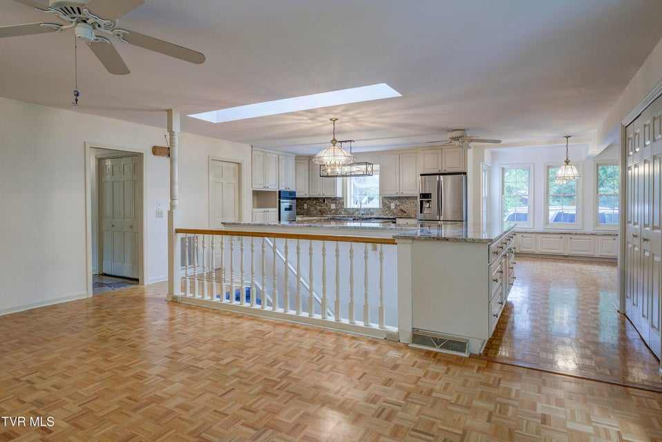 Photo #17: 1710 Sundale Road