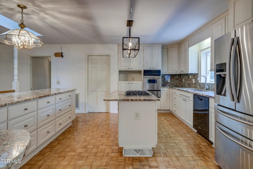 Photo #19: 1710 Sundale Road