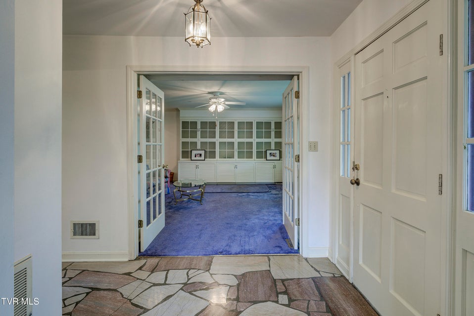 Photo #10: 1710 Sundale Road