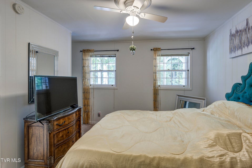 Photo #59: 1710 Sundale Road