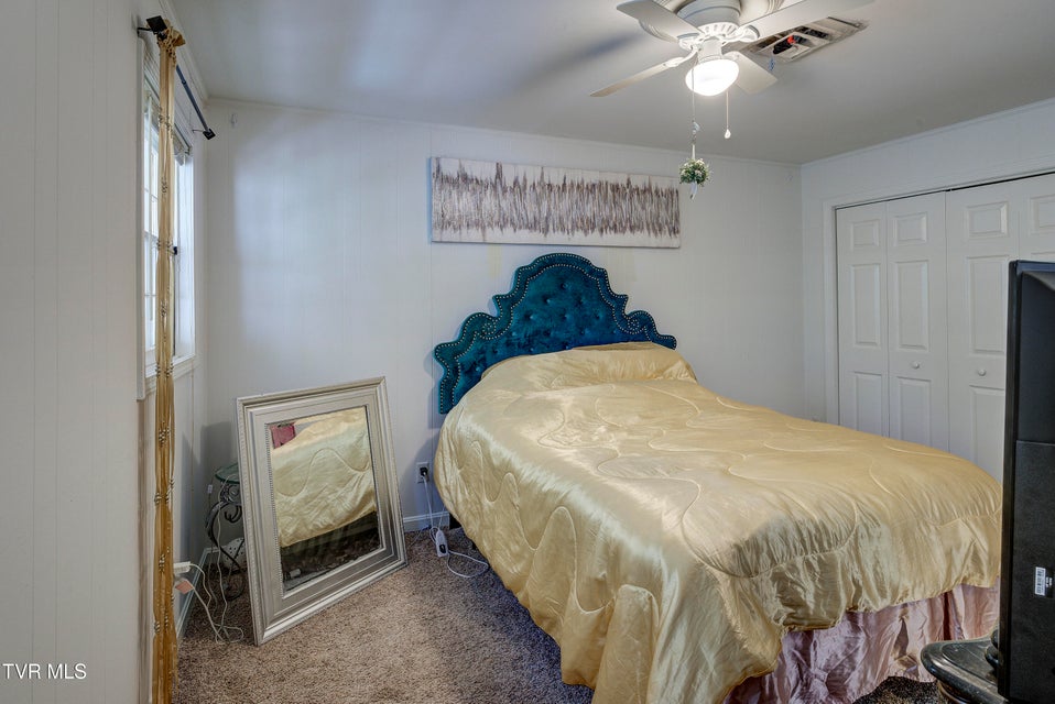 Photo #61: 1710 Sundale Road