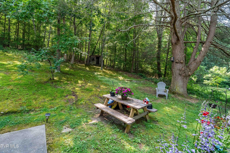 Photo #6: 142 Parker Street
