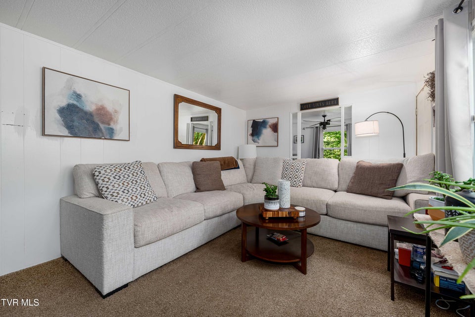 Photo #13: 142 Parker Street