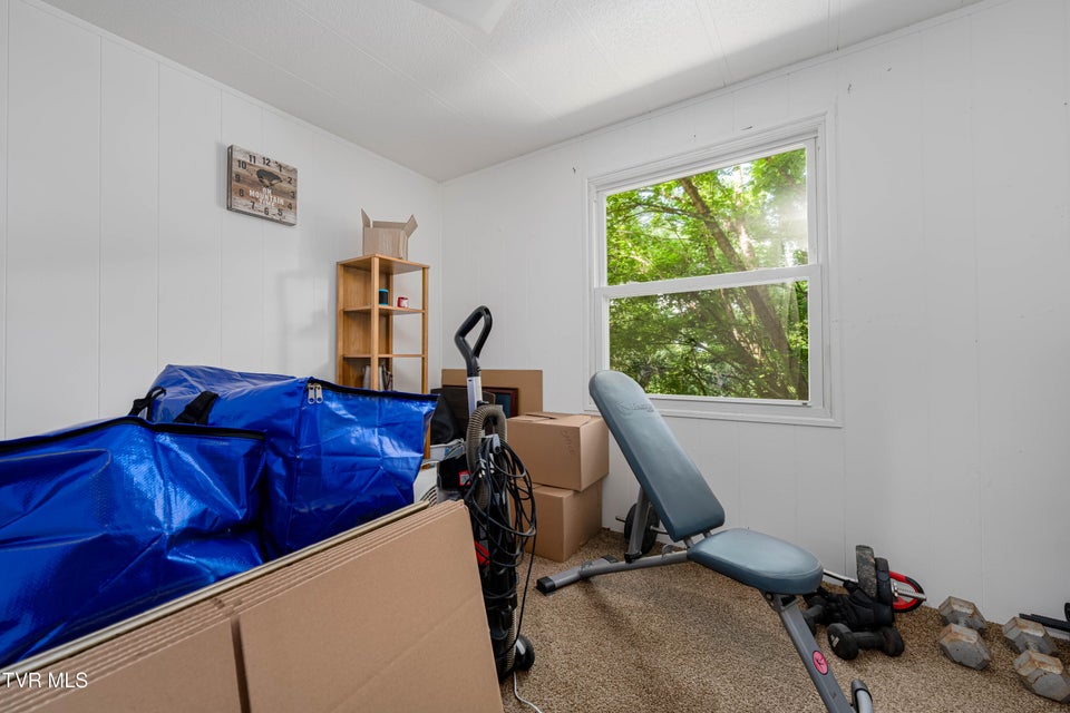 Photo #25: 142 Parker Street