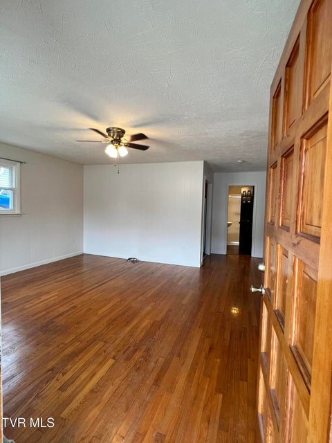 Photo #3: 318 Cypress Street
