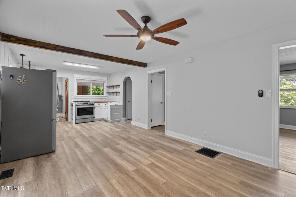 Photo #10: 6613 Wachese Lane