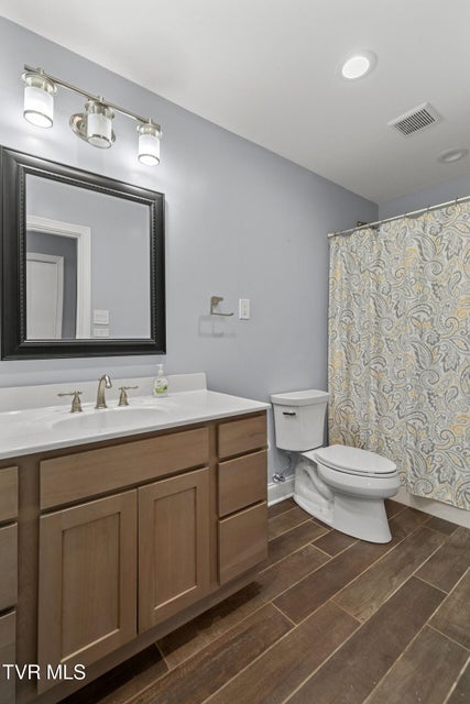 Photo #18: 6613 Wachese Lane