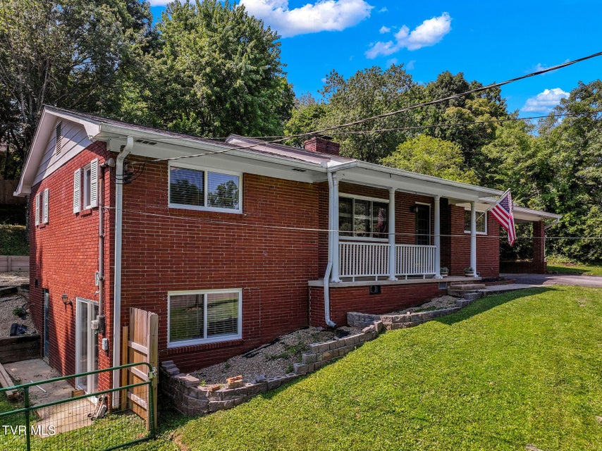 Photo #31: 6613 Wachese Lane